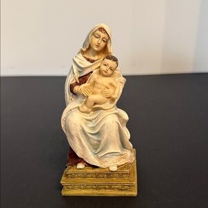 Madonna and Child K's Collection figurine